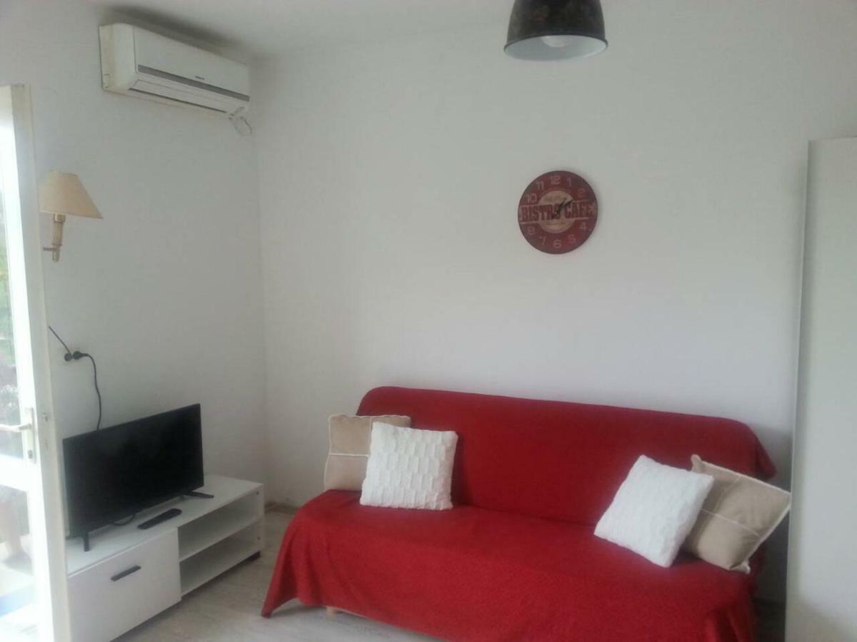 Family House Lise Apartment Mlini Exterior photo